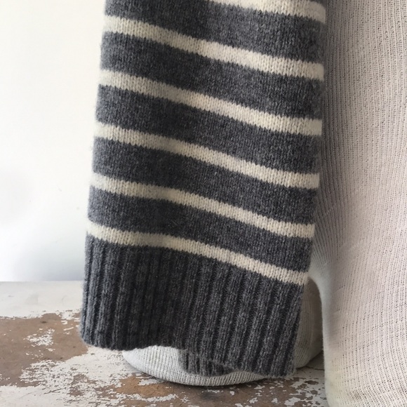 GAP grey & white stripey wool blend scarf 76” - Picture 2 of 5